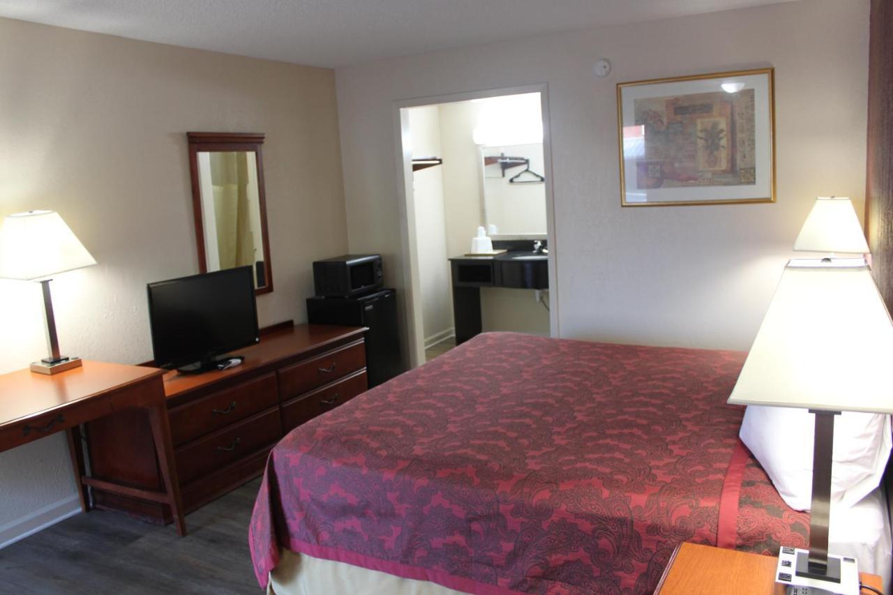 Travel Inn Of Buford Eksteriør billede